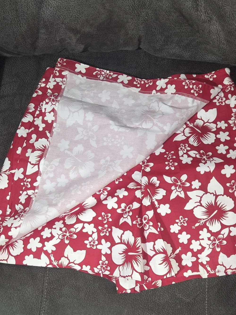 Boston Proper Red Floral Skort - Size 12